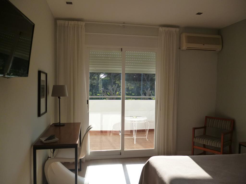 Hostal Las Cumbres Кониль-де-ла-Фронтера Экстерьер фото