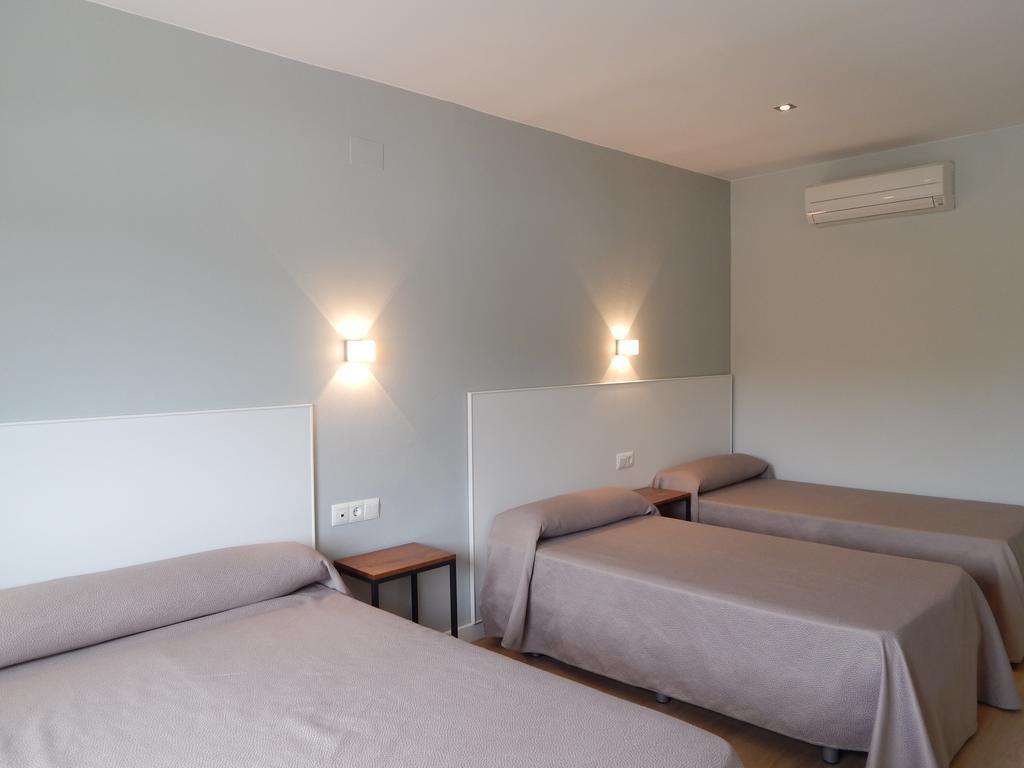 Hostal Las Cumbres Кониль-де-ла-Фронтера Экстерьер фото